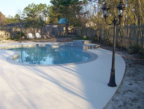 Drive & Pool Deck 009